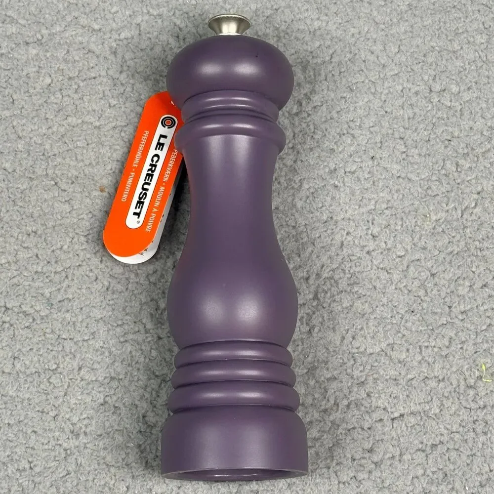 Le Creuset Pepper Mill Matte Amethyst Purple 8' Ceramic Grinder NWT Kitchen Tool